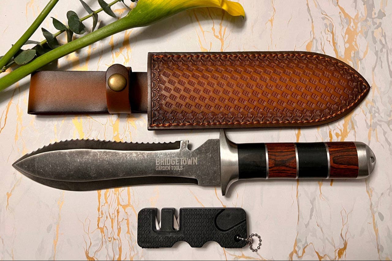 The Hero Hori: Heritage Gardening Knife & Sheath Set