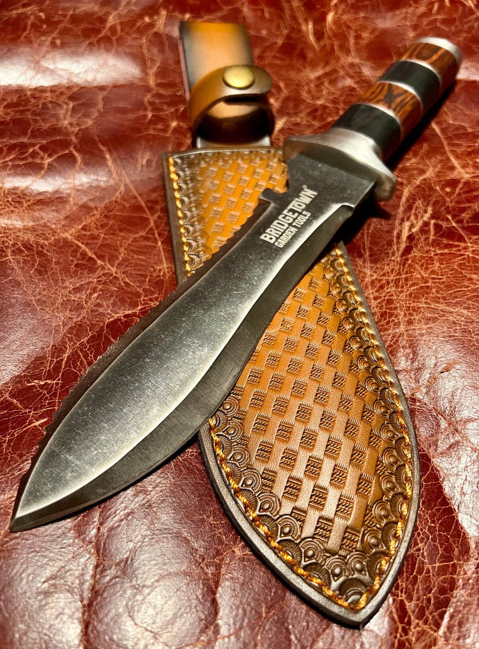 The Hero Hori: Heritage Gardening Knife & Sheath Set